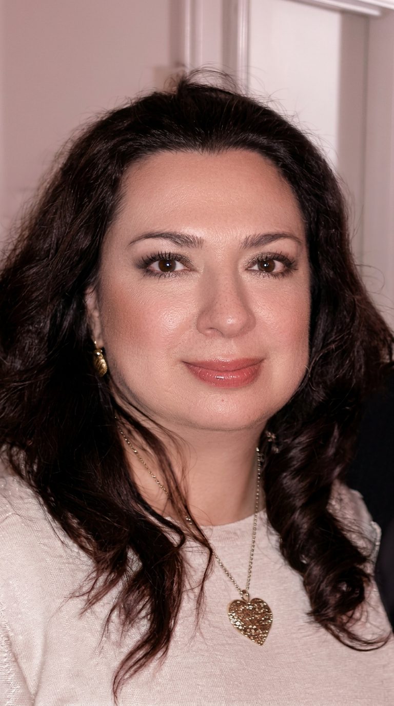 Maria Teresa Valencia, MA, LPC — bilingual therapist in Laredo, Texas